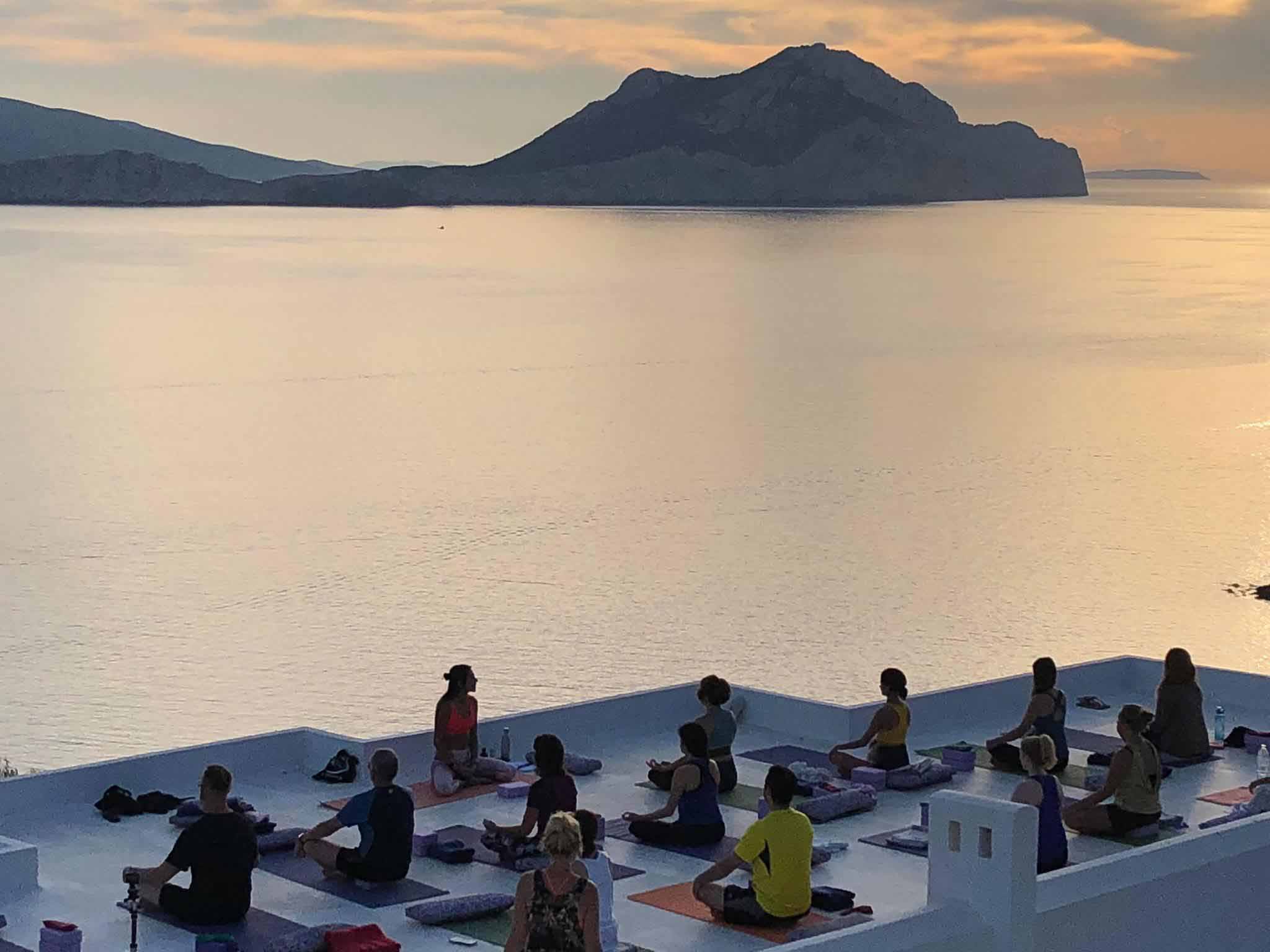 BEST BEST BEST 999 YOGA