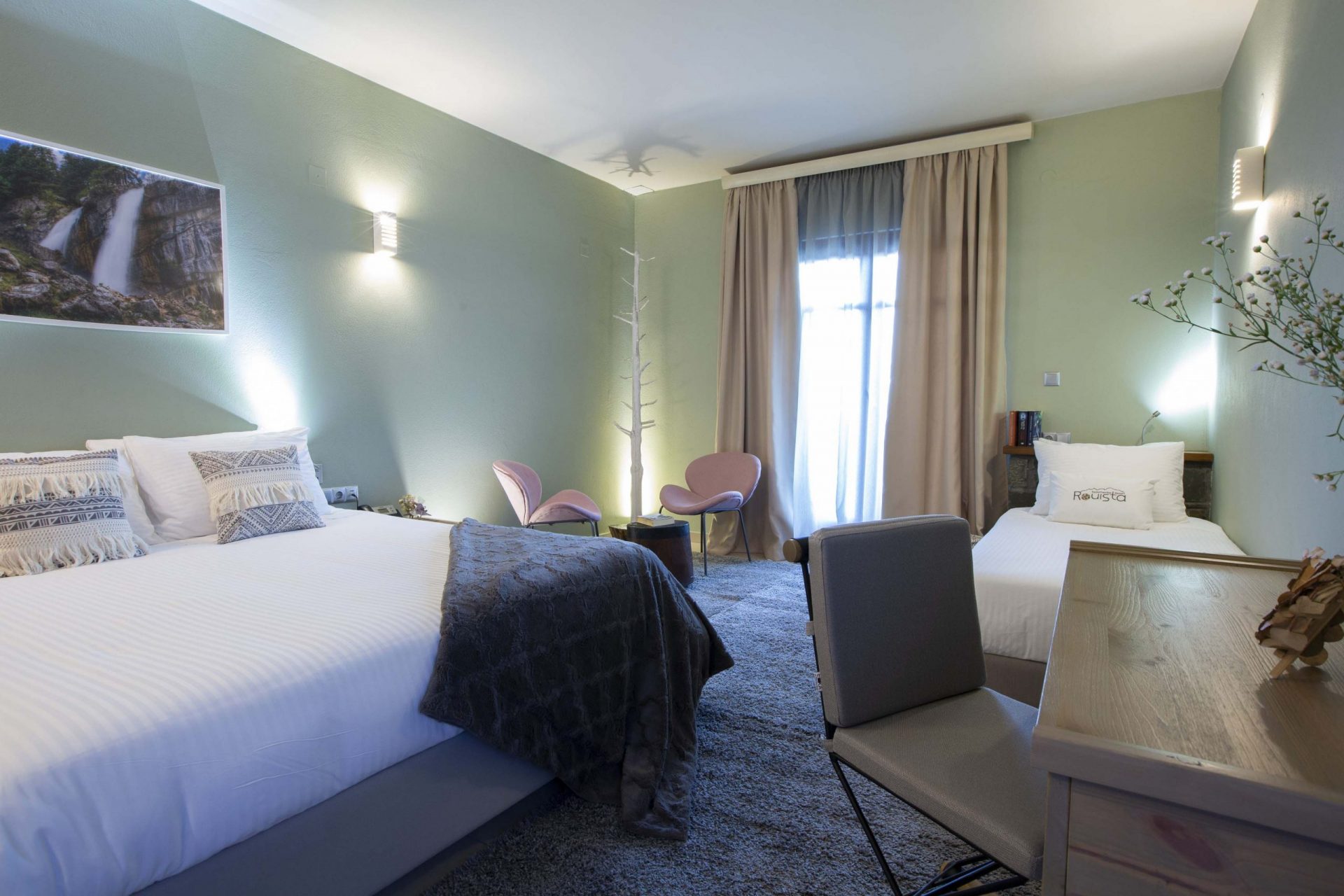 ROOM 645A2035