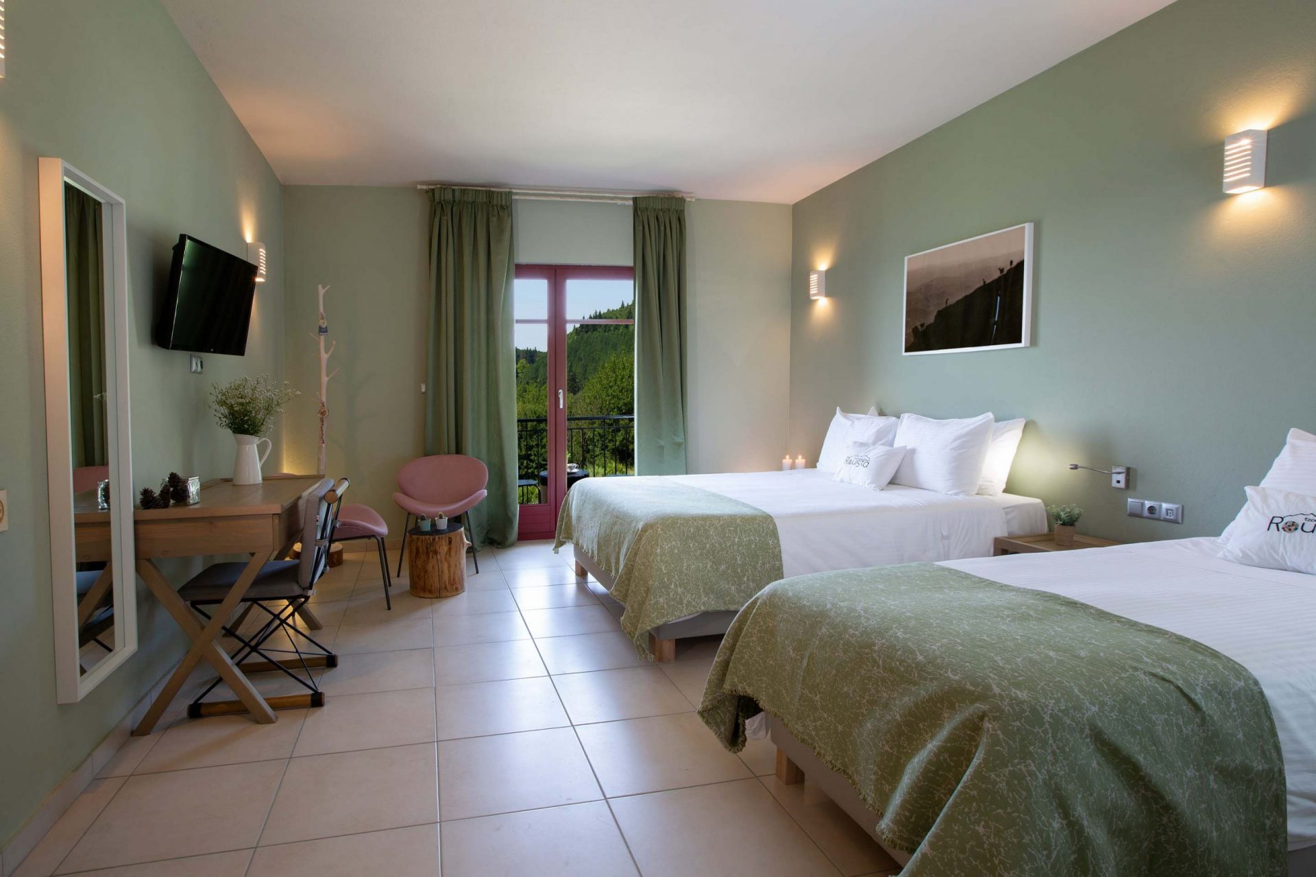 ROOM 645A2154