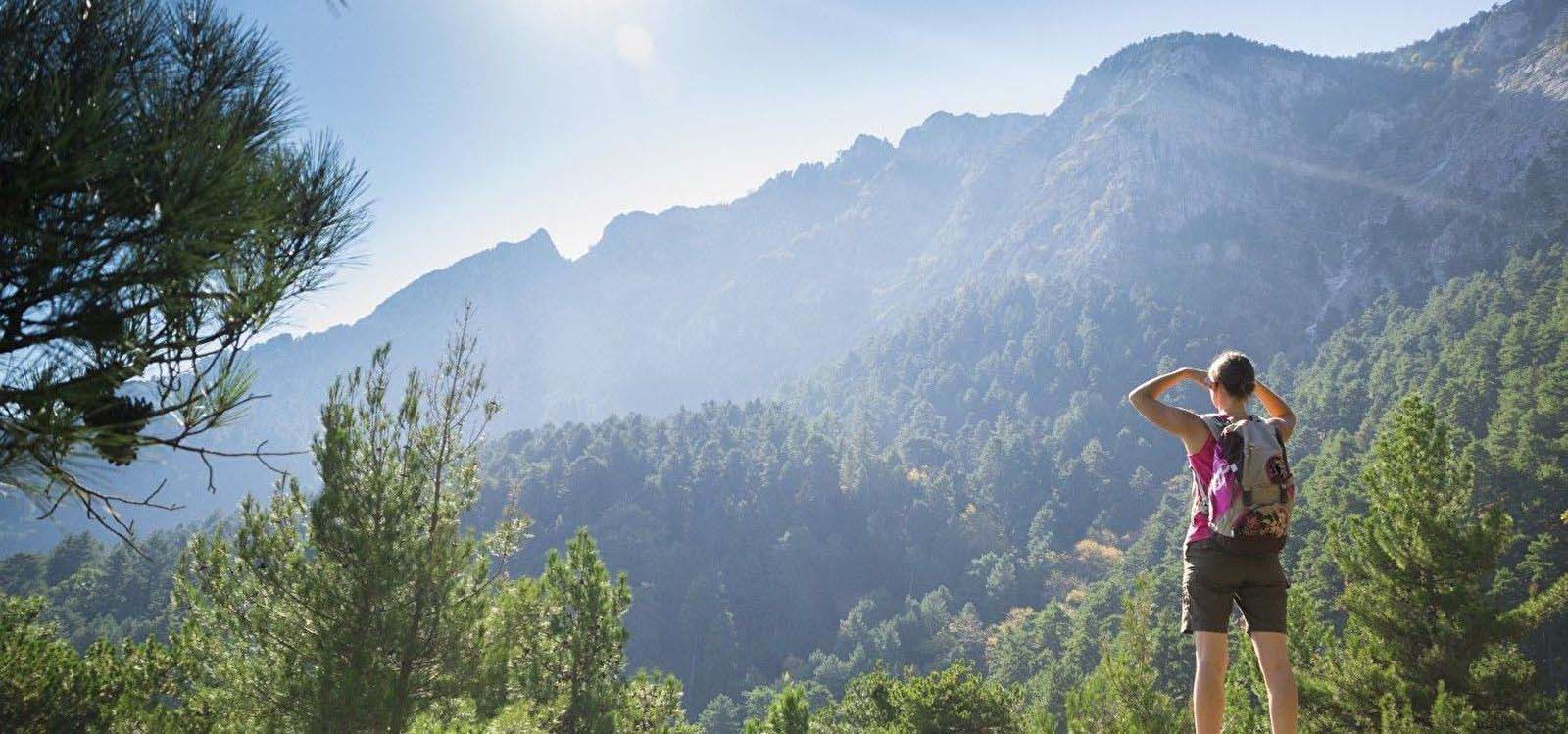 hotel-perivoli-hiking-1600x750