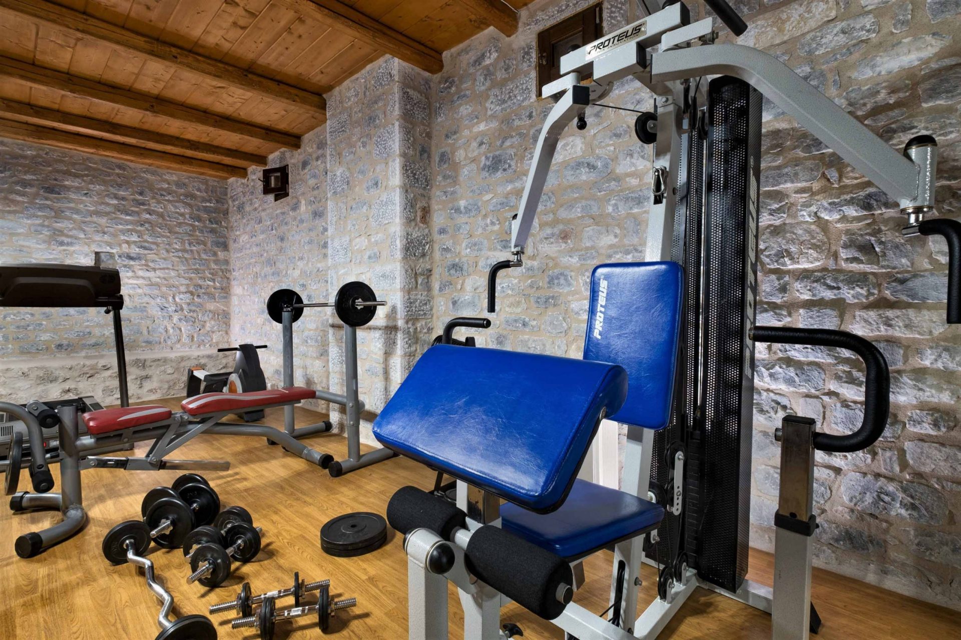 GYM GYM