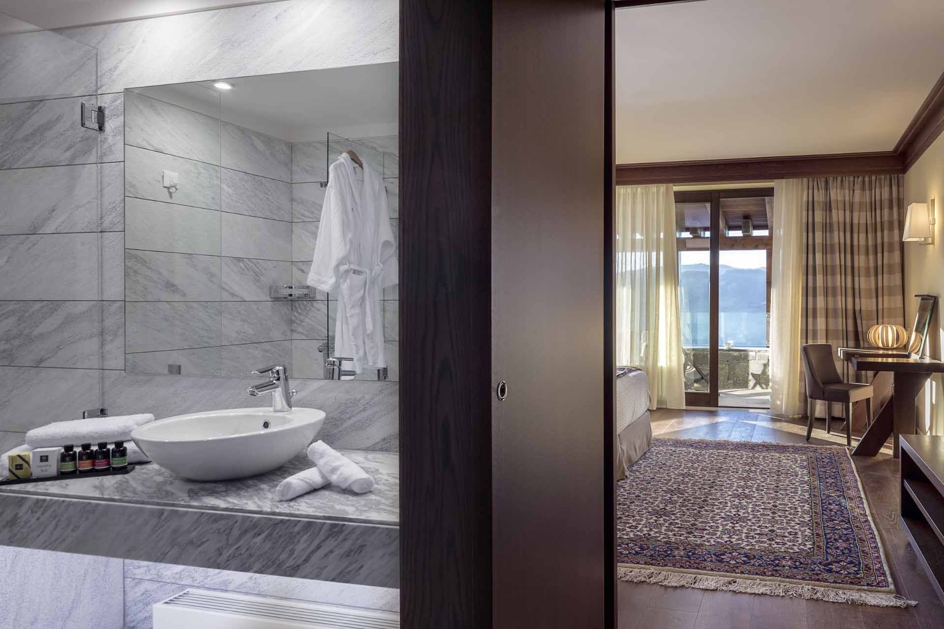 ROOMS7