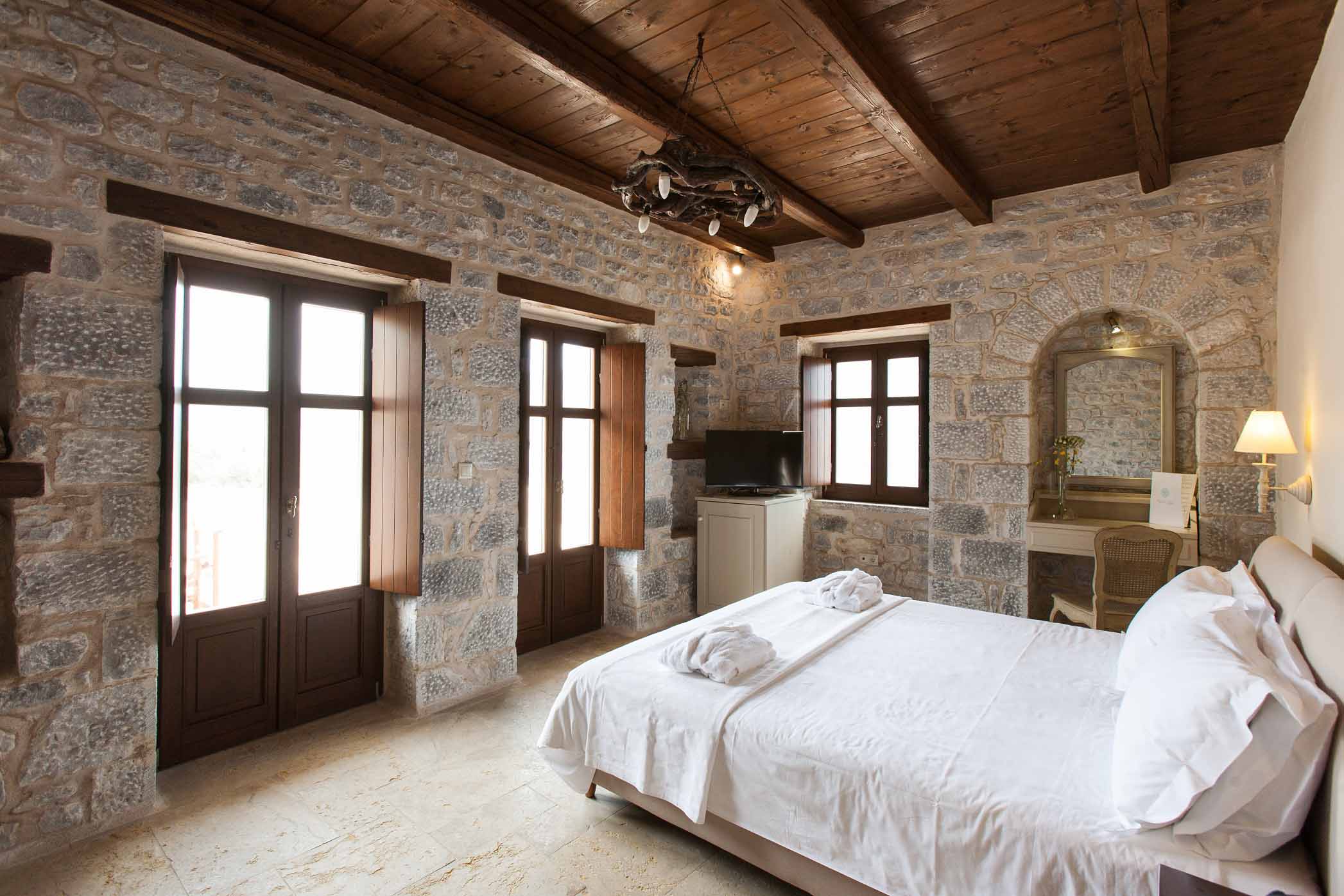 ROOM_Superior_Rooms