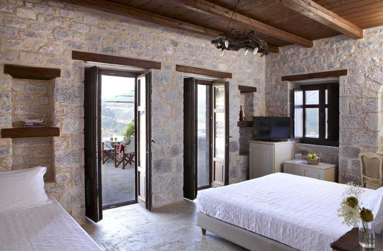 Triple room